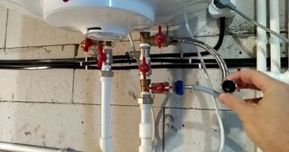 Установка накопительного водонагревателя в Полевской в октябре